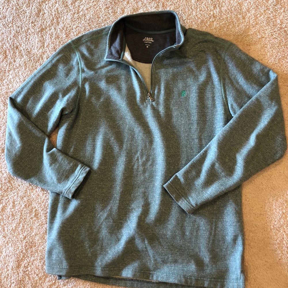 Izod pullover